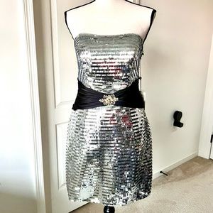 NWT ALYCE PARIS Silver Strapless Formal Cocktail Dress—SZ. 10